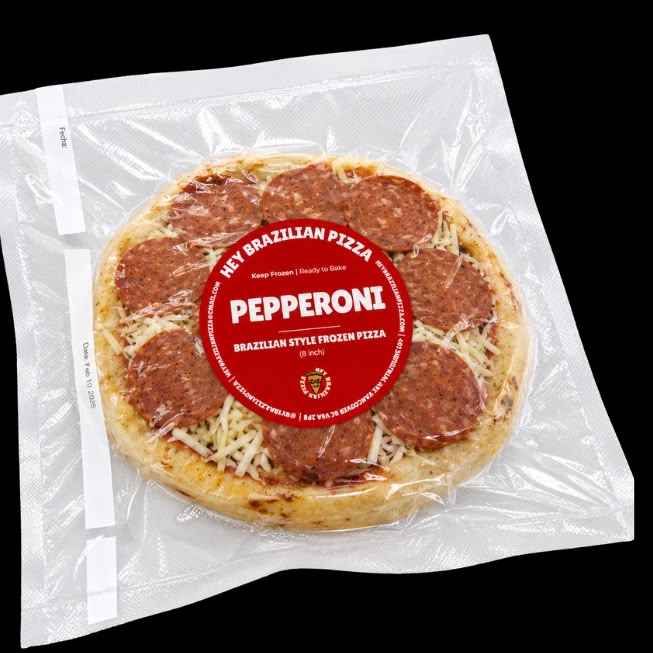 Hey Brazilian Pizza Pepperoni w/ Creamy Cheese 8in
